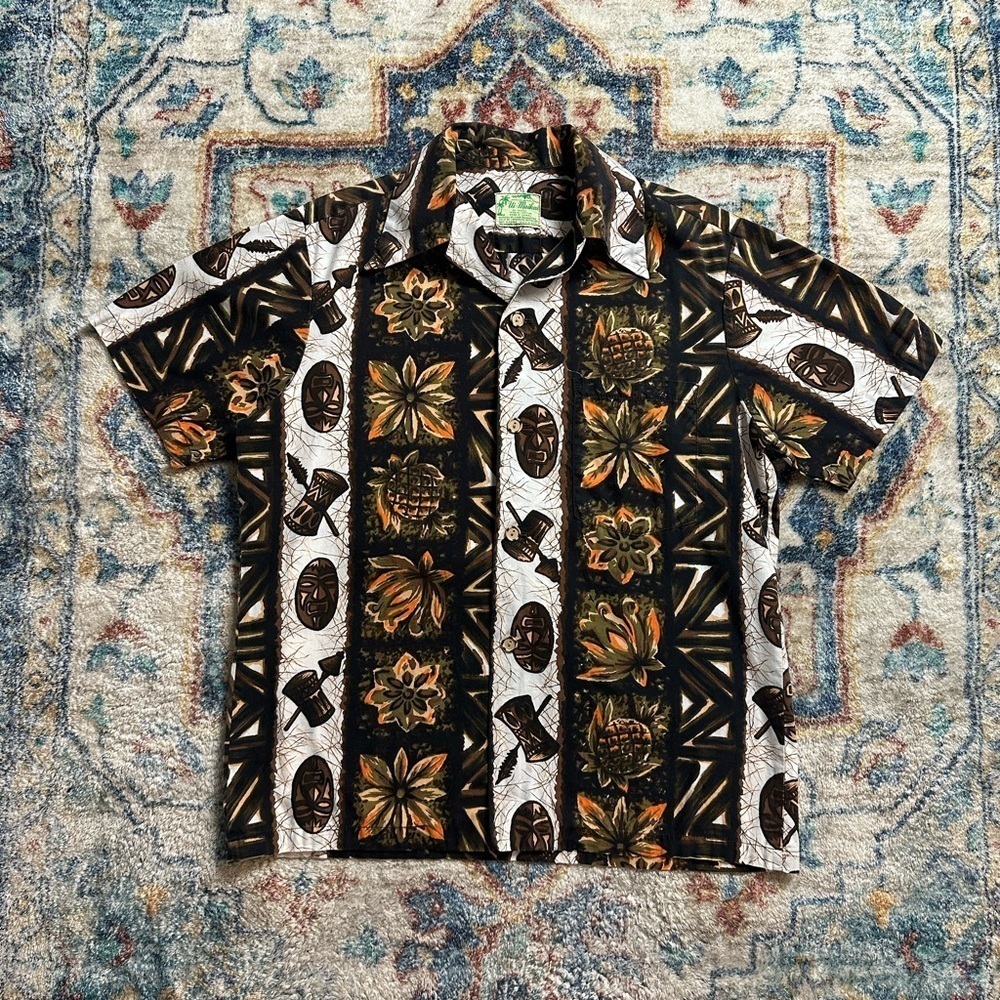 Vintage 1980s Ui-Maikai Hawaiian Button-up Shirt Large